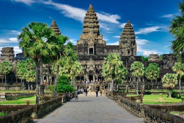 Le Cambodge : Les 10 sites à ne pas manquer et astuces pour un voyage réussi